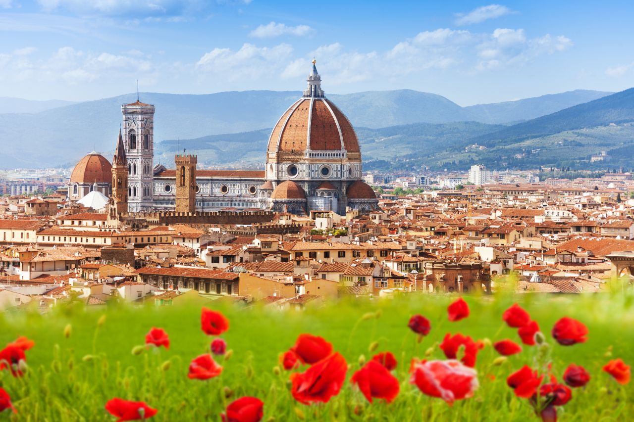 architecture cityscape terracotta rooftops, Ponte Vecchio bridge Arno River sunset Florence medieval goldsmith shops, Master Perfumer nose artisan creating custom fragrance Florence workshop, Private Florence walking tour Piazza della Signoria Palazzo Vecchio Renaissance architecture