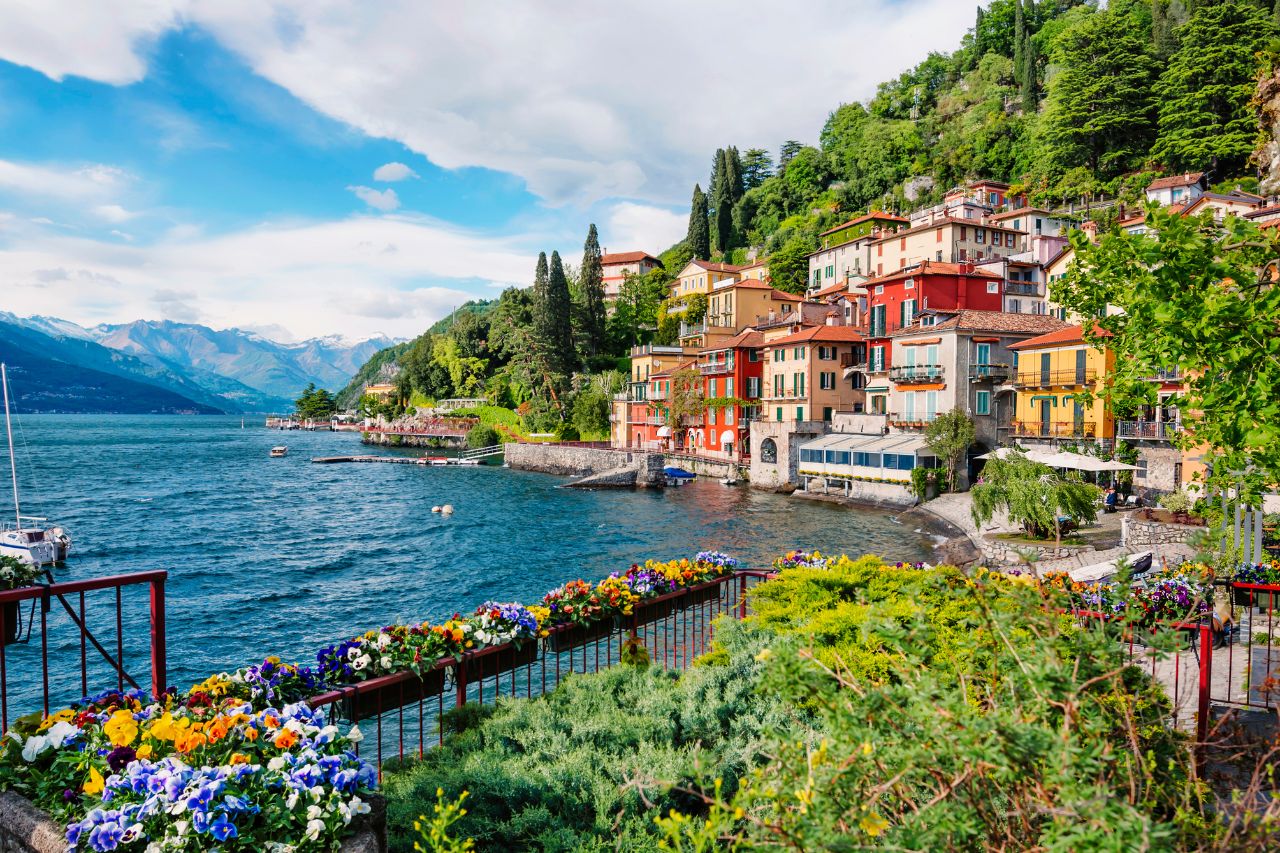 Lake Como luxury tours, Lake Como private boat tour, Como Italy vacation, Lake Como villa tours, luxury Lake Como hotels, Italian Lakes tours